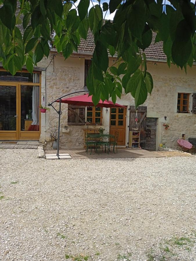 Chez Karine Bed and Breakfast Ceyzerieu Εξωτερικό φωτογραφία
